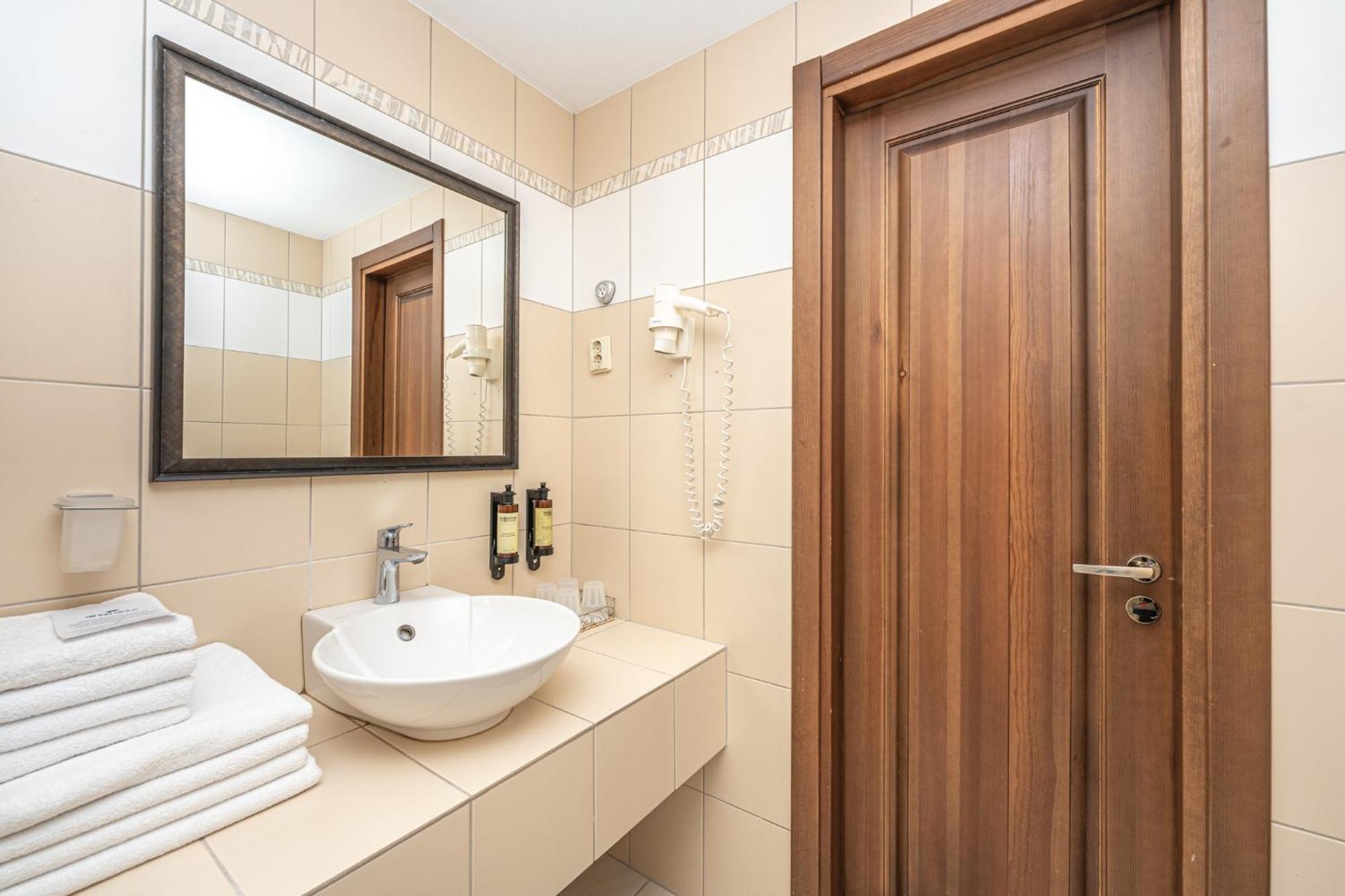 Airinn Vilnius Hotel Extérieur photo